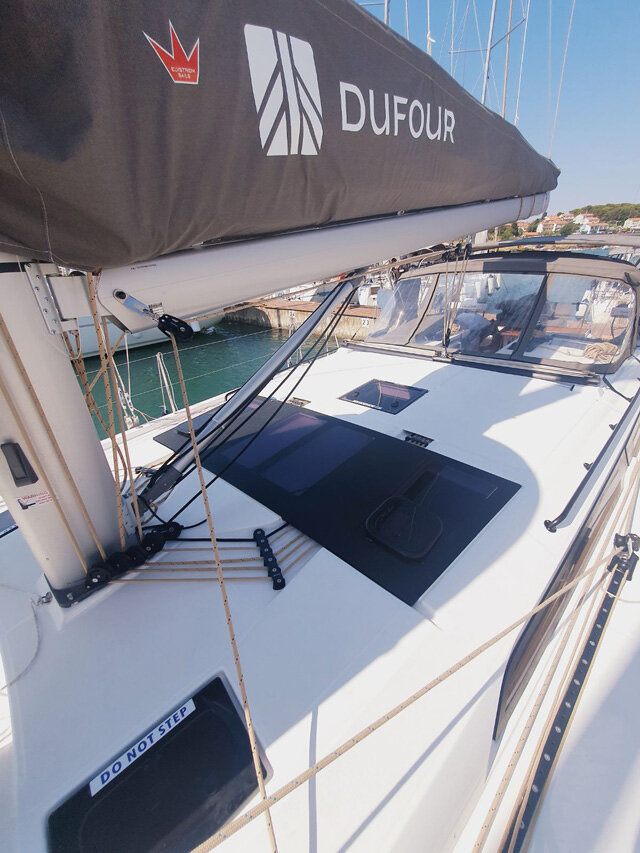 Dufour 470 - 4 cab. Sombra del Viento